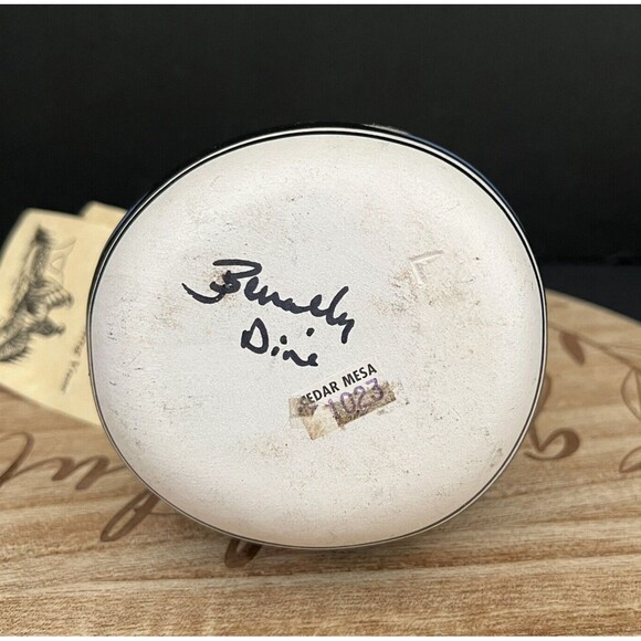 Benally Dine Navajo Pottery Wedding Vase Native American Artist Desert Scene 6" - Picture 10 of 10